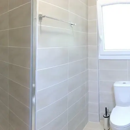 컨트리하우스 Irina